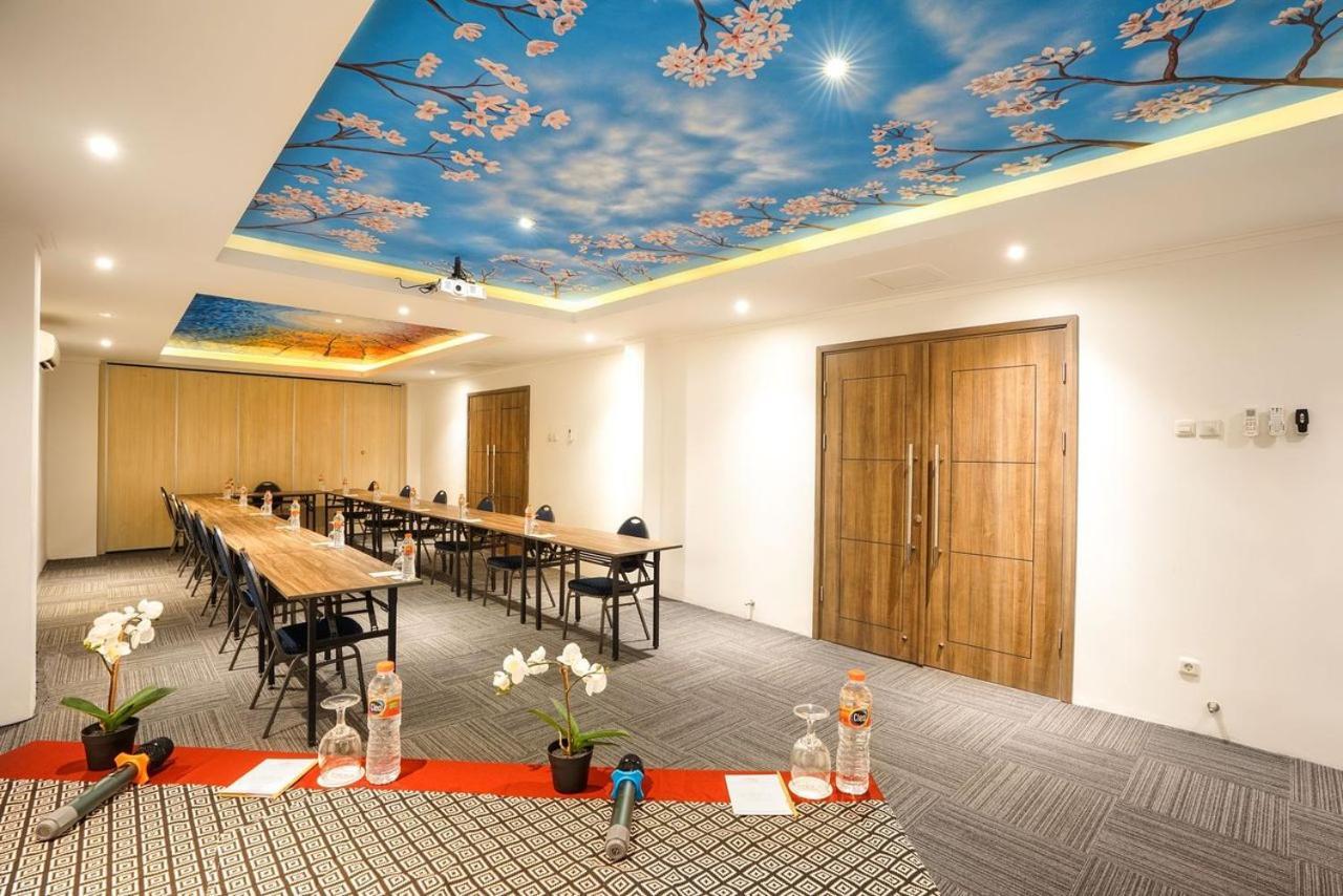 Kaloka Airport Hotel Sumbawa Besar Ngoại thất bức ảnh