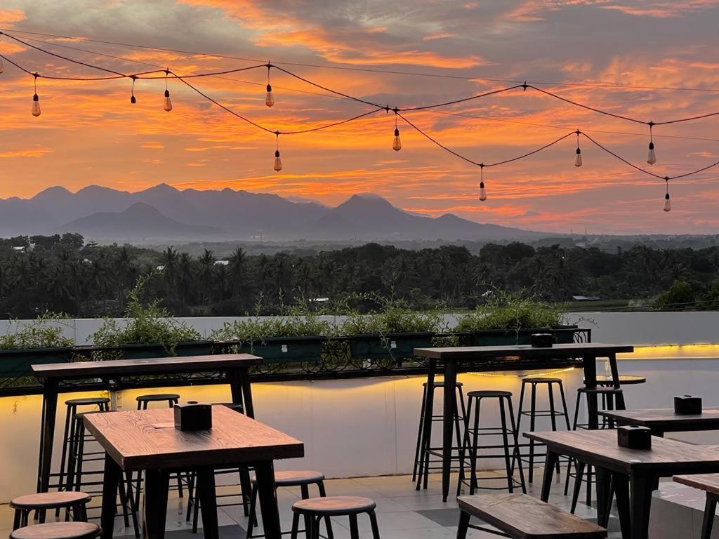 Kaloka Airport Hotel Sumbawa Besar Ngoại thất bức ảnh