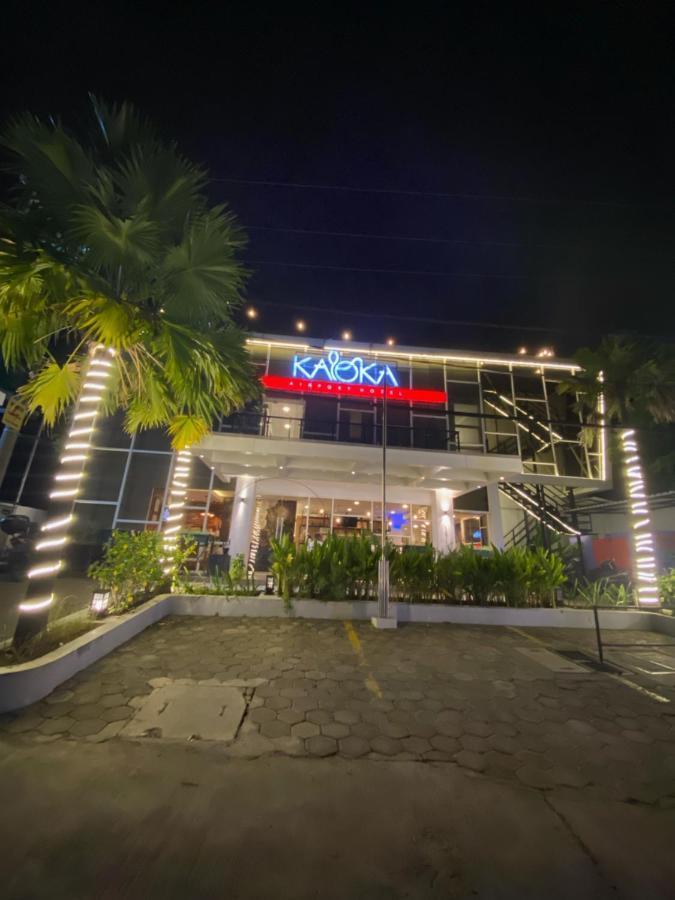 Kaloka Airport Hotel Sumbawa Besar Ngoại thất bức ảnh