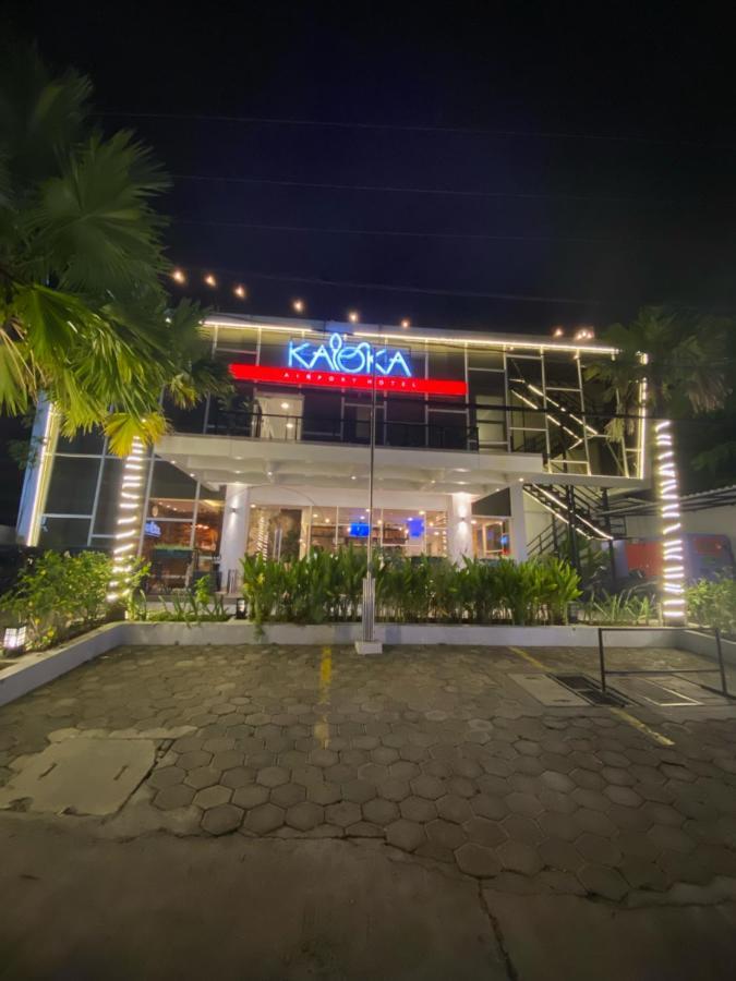 Kaloka Airport Hotel Sumbawa Besar Ngoại thất bức ảnh