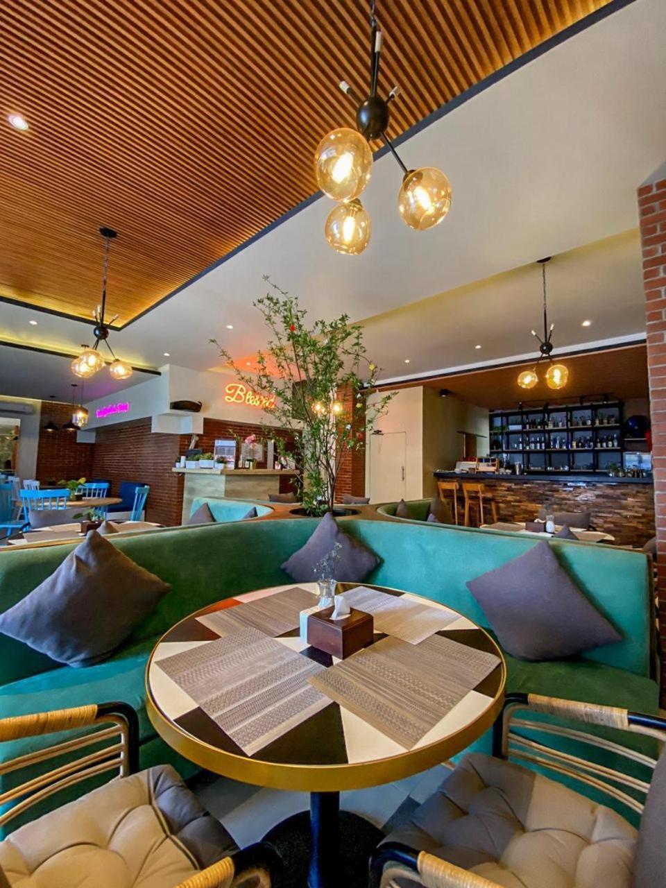 Kaloka Airport Hotel Sumbawa Besar Ngoại thất bức ảnh