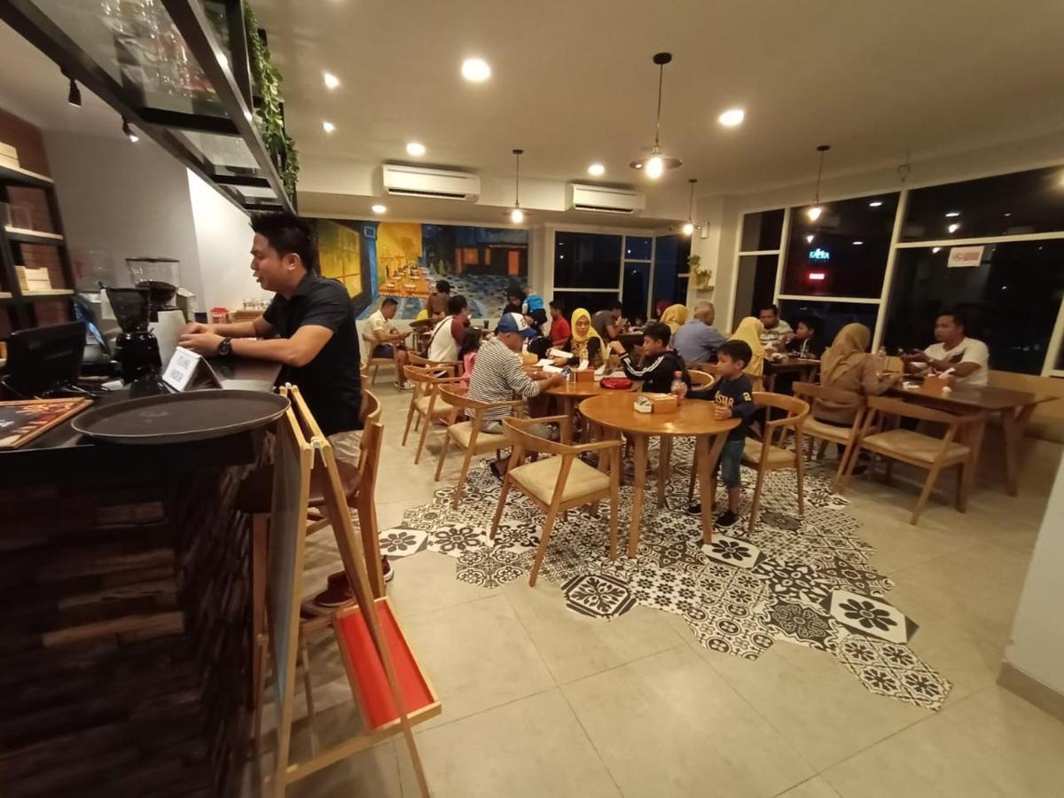 Kaloka Airport Hotel Sumbawa Besar Ngoại thất bức ảnh